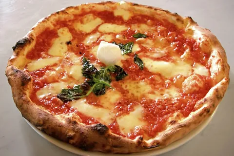 Margherita pizza